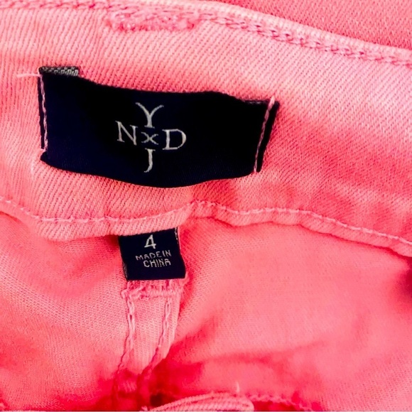 NYDJ Sz 4 Lift Tuck Technology Pink Stretch Crop Jeans Embellished Cuffs NWOT - Picture 7 of 11
